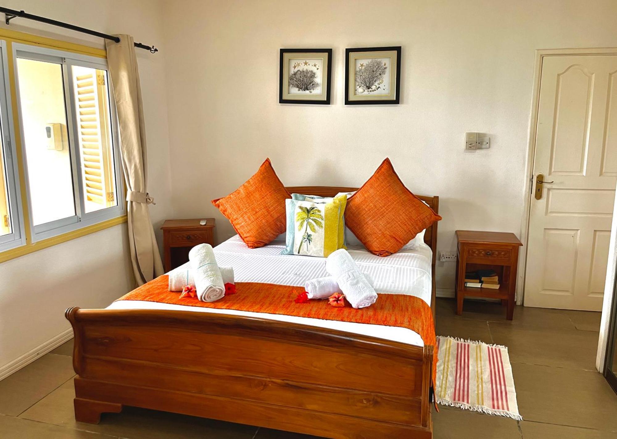 Summer Self Catering Baie Sainte Anne Dış mekan fotoğraf