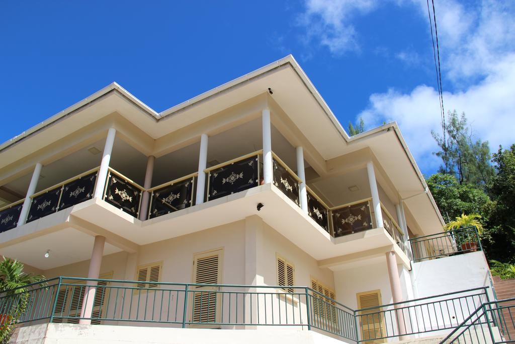 Summer Self Catering Baie Sainte Anne Dış mekan fotoğraf